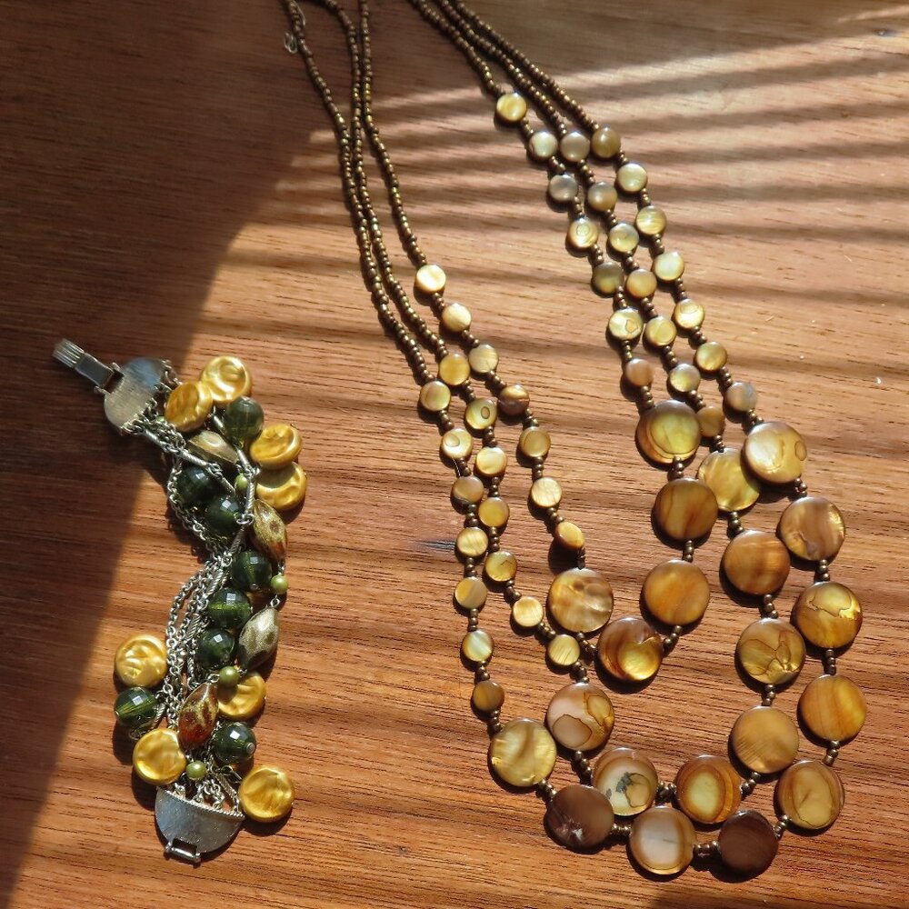 Earth and gold toned necklace + bracelet